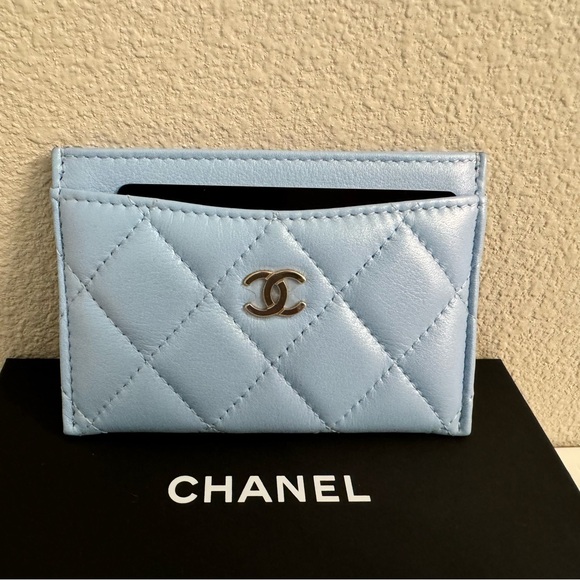 CHANEL Handbags - Chanel Card Holder wallet